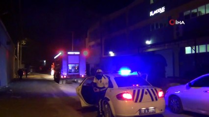 Koltuk imalathanesinde yangın korkuttu