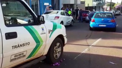 Quatro carros se envolvem em acidente no Centro