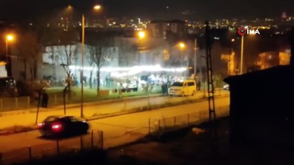 Bursa'da pes dedirten manzara... Koronavirüsü hiçe sayıp sokak düğünü düzenlediler