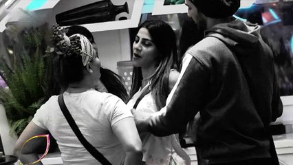 Bigg Boss 14 promo: Nikki & Rakhi huge fight over make-up & hair bands | FilmiBeat