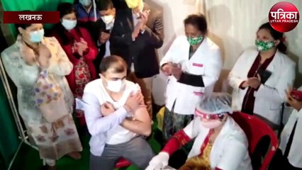 डीएम और कमिश्नर ने करवाया कोरोना वैक्सीनेशन