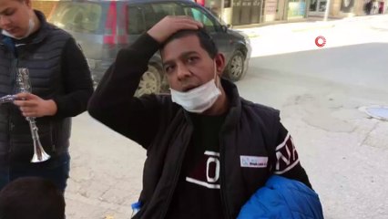 Davul zurna eşliğinde sokak sokak gezip para topladılar