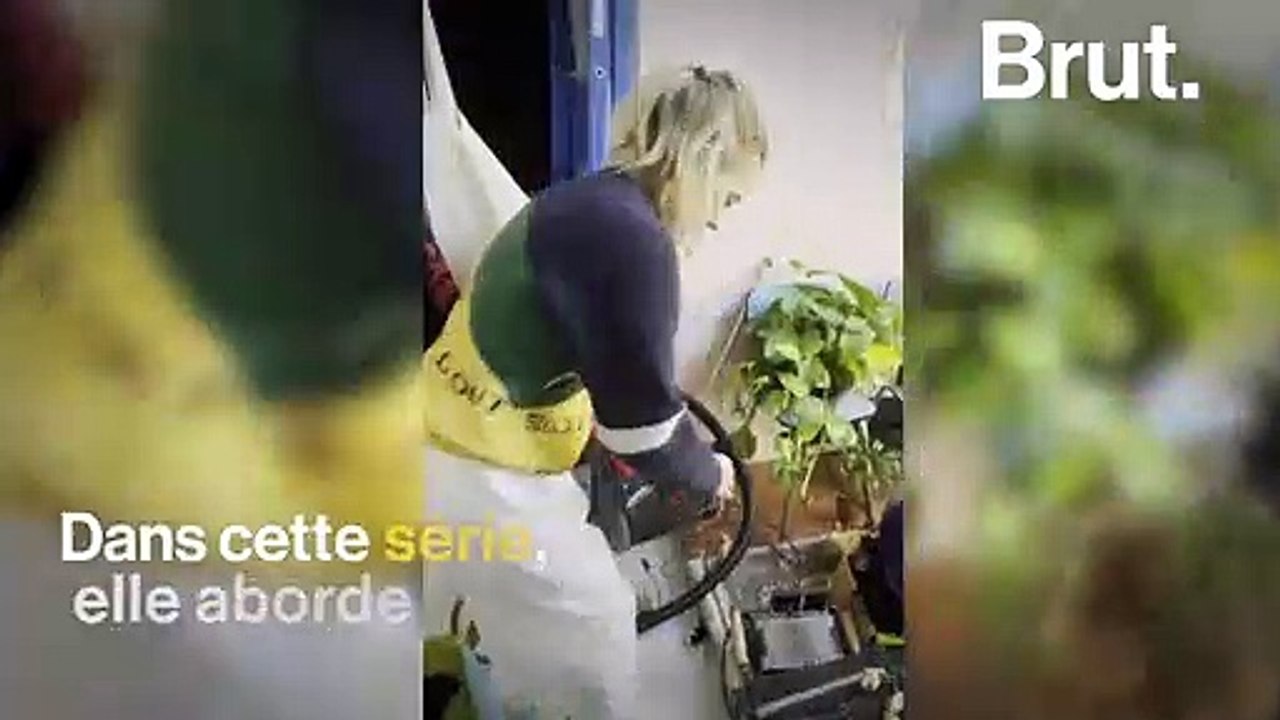 "C'est une série qui parle d'une jeune trentenaire qui parle aux objets" : Rencontre avec Marie Papillon