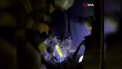 Kartal'da çöken binanın enkaz içinden görüntüleri ortaya çıktı