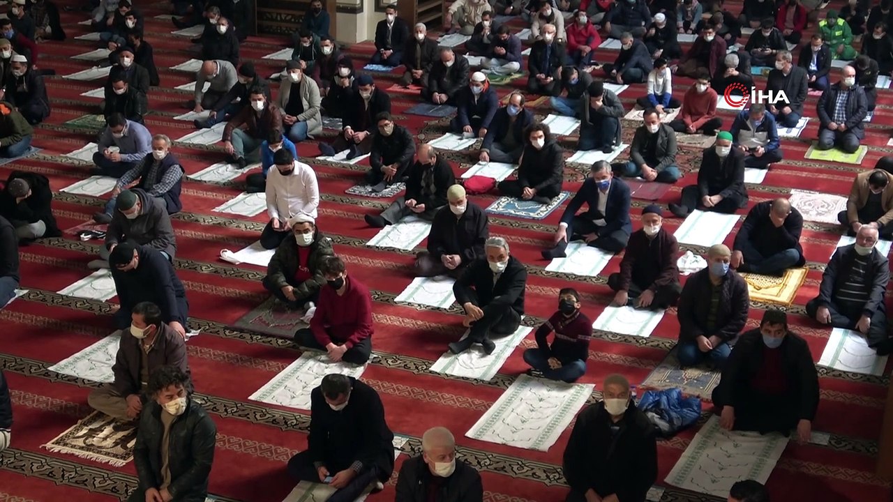 Diyanet İşleri Başkanı Erbaş: “Gençlik iyi değerlendirildiğinde kişiye dünya ve ahiret saadetini kazandıracak, aksi halde ise pişmanlıkla anılan yıllara dönüşecektir”