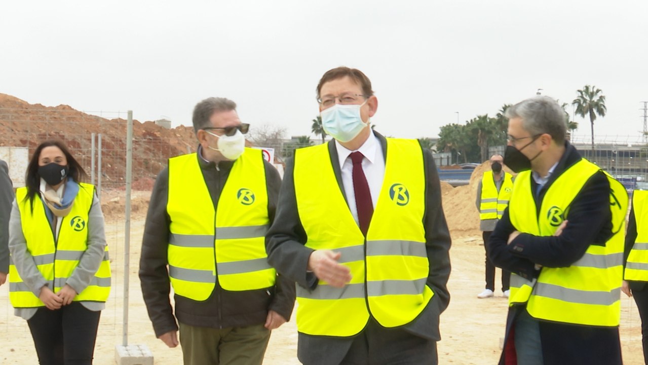 Puig dice que se utilizarán "espacios adecuados" para una vacunación "masiva"