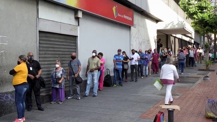 Buses en Venezuela, "casas de cambio" sobre ruedas ante la falta de efectivo