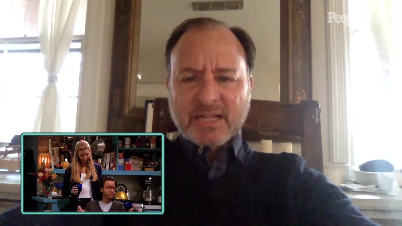Fisher Stevens Apologizes to the Cast of ‘Friends’