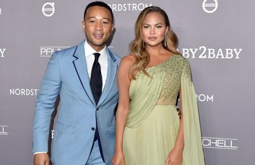 Chrissy Teigen “bedauert”, Baby Jacks Gesicht nicht gesehen zu haben