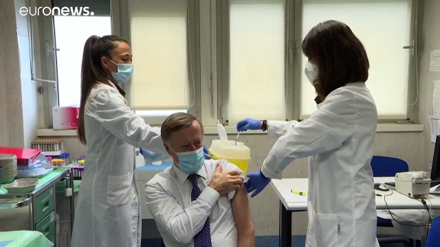 Covid: arriva in Italia il vaccino AstraZeneca. Altri 14.218 casi e 377 morti