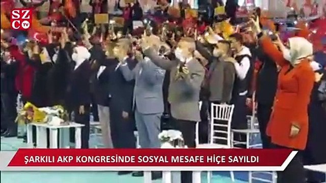 AKP Kadın Kolları Kongresi’nde sosyal mesafe hiçe sayıldı