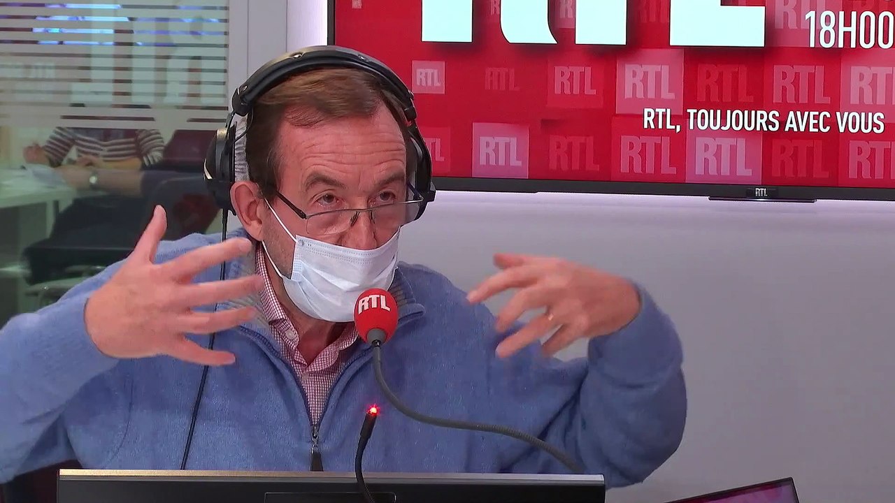 Vatican : Frédéric Mounier ne serait "pas étonné" que le pape François démissionne en 2021