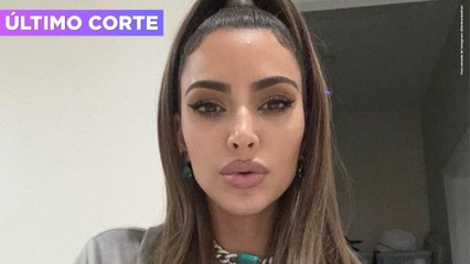 Kim Kardashian presenta una nueva línea de lencería en seda para dormir