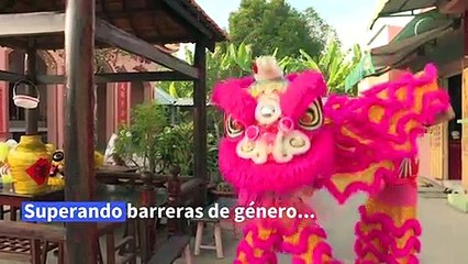 Superando barreras bailarinas brillan en las fiestas del Año Nuevo Lunar en Vietnam