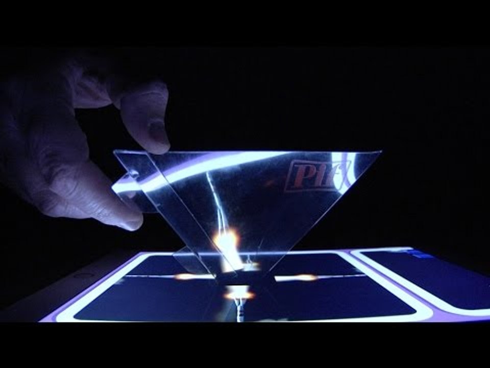 Avec son projecteur d'hologrammes le nouveau super Pif te propulse en 3D !