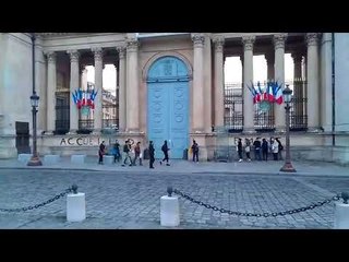 Ils dénoncent l’« accueil de merde » réservé aux étrangers