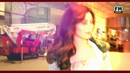 Gorgeous Urvashi Rautela Spotted At Mumbai Airport