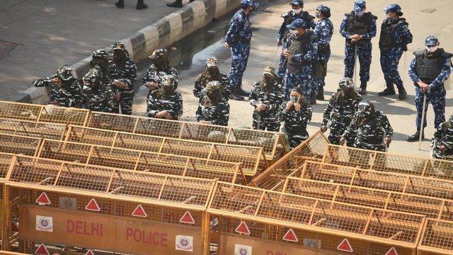 Chakka Jam: Police deployed at ever step, Delhi borders seal