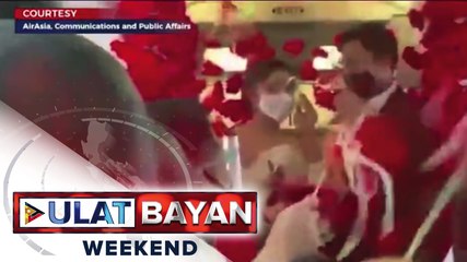 Magkasintahang cabin crew, ikinasal sa loob ng eroplano