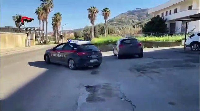 Ricadi (VV) - Pistola e droga nascoste in villetta, arrestato 33enne percettore di RdC (06.02.21)