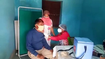 Video: कोरोना वैक्सीन टीकाकरण का कार्य जारी