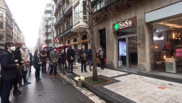 Ayuntamiento de San Sebastián rinde homenaje a Fernando Múgica