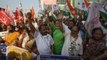 Miles de campesinos protestan con el corte de carreteras en la India
