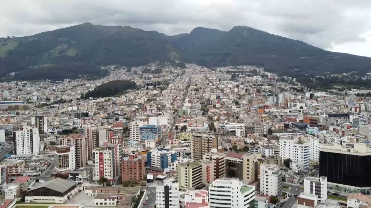 وسط انقسام سياسي ومجتمعي حاد.. الإكوادور تشهد انتخابات رئاسية ونيابية