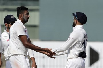 மோசமாக சொதப்பிய Indian Team.. விலாசிய முன்னாள் வீரர்