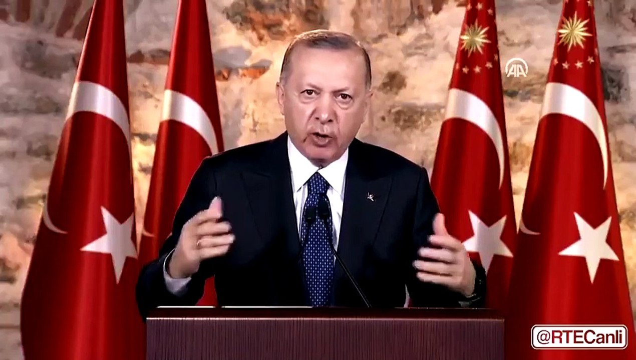 G-20 ülkeleri arasında 2020’yi pozitif büyümeyle kapatabileceği anlaşılan iki ülkeden biri Türkiye’dir.    #ErdoğanınYanındayız