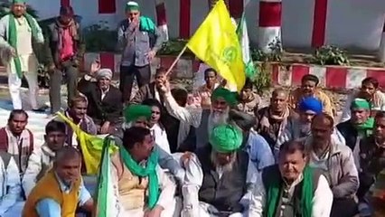 भारतीय किसान यूनियन टिकैत ने कृषि कानून के खिलाफ पीडब्ल्यूडी गेस्टहाउस में दिया धरना