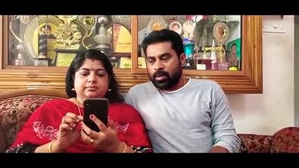 _അച്ഛനെന്താ അമ്മയുടെ ഫോണിൽ നോക്കുന്നെ _ സുരാജേട്ടന്റെ കിടിലം ലോക്ക് ഡൌൺ പെർഫോമൻസ്