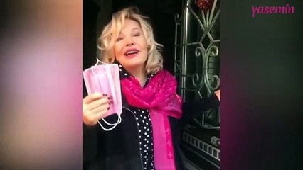 75 yaşındaki Emel Sayın aşı oldu!