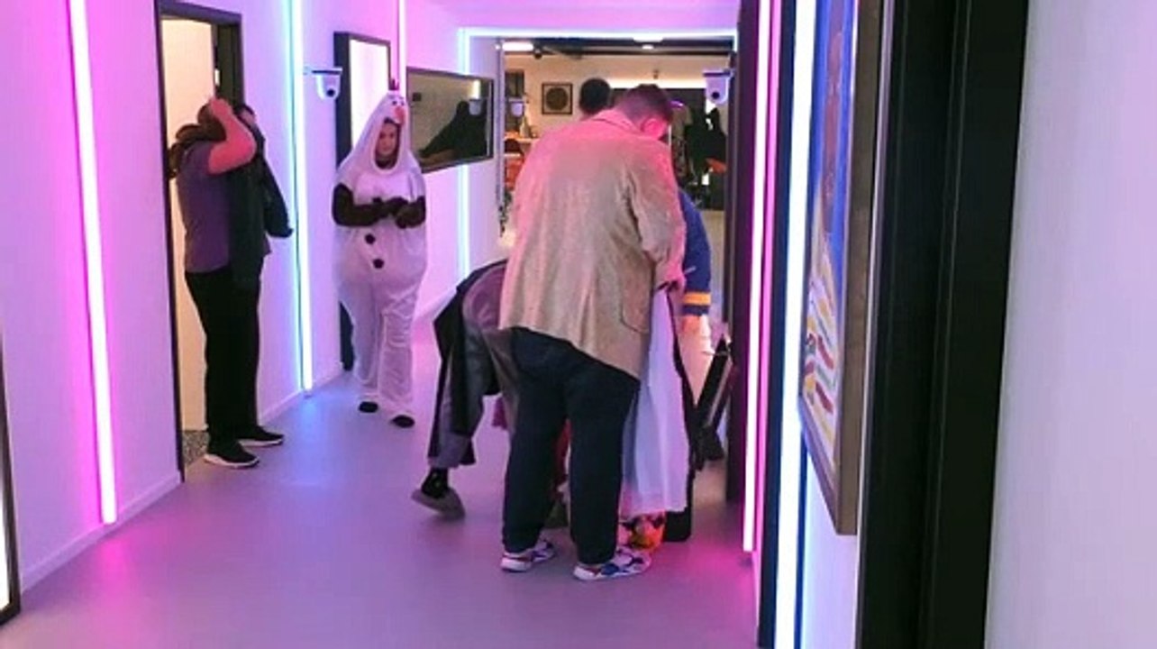 Verkleedfeestje deel 1 - 6 februari 2021.