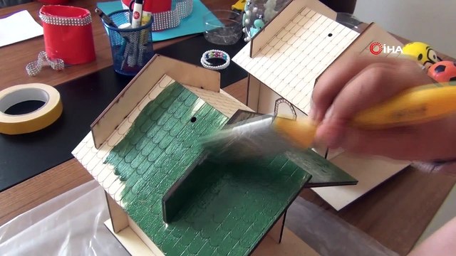 Mecidiye Ortaokulu’nda atık malzemeler kullanılabilir okul eşyasına dönüşüyor