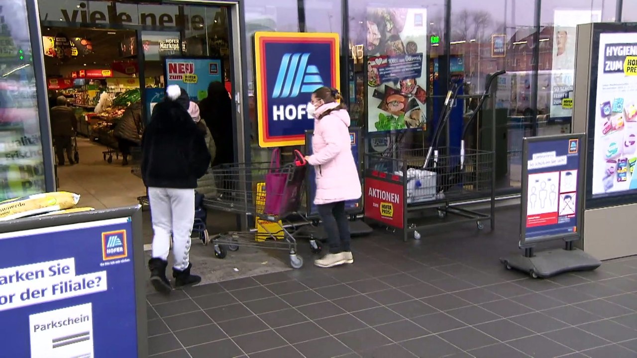 Flammende Proteste gegen dänische Corona-Politik in Kopenhagen