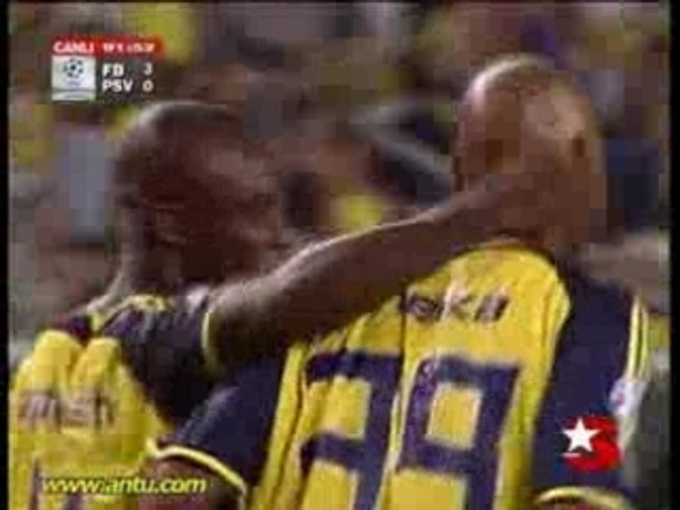 Alex'ten muhteşem pas...