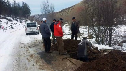 Köyümüzde su hattı arızası tamiri