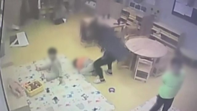 '장애아 상습 학대' 인천 어린이집 교사 2명 구속 / YTN
