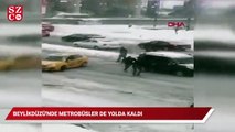 Beylikdüzü'nde metrobüsler de yolda kaldı