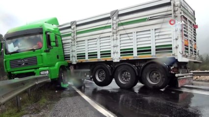 Antalya’da 4 aracın karıştığı kazadan sıcak görüntüler