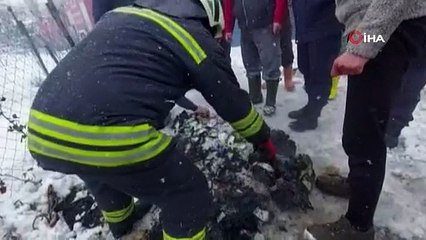 Yanan prefabrikten evden yanmış yüklü miktarda para ve altın çıktı