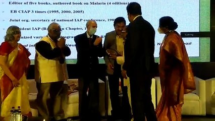 डॉ. गुप्ता को लाइफ टाइम अचीवमेंट अवार्ड