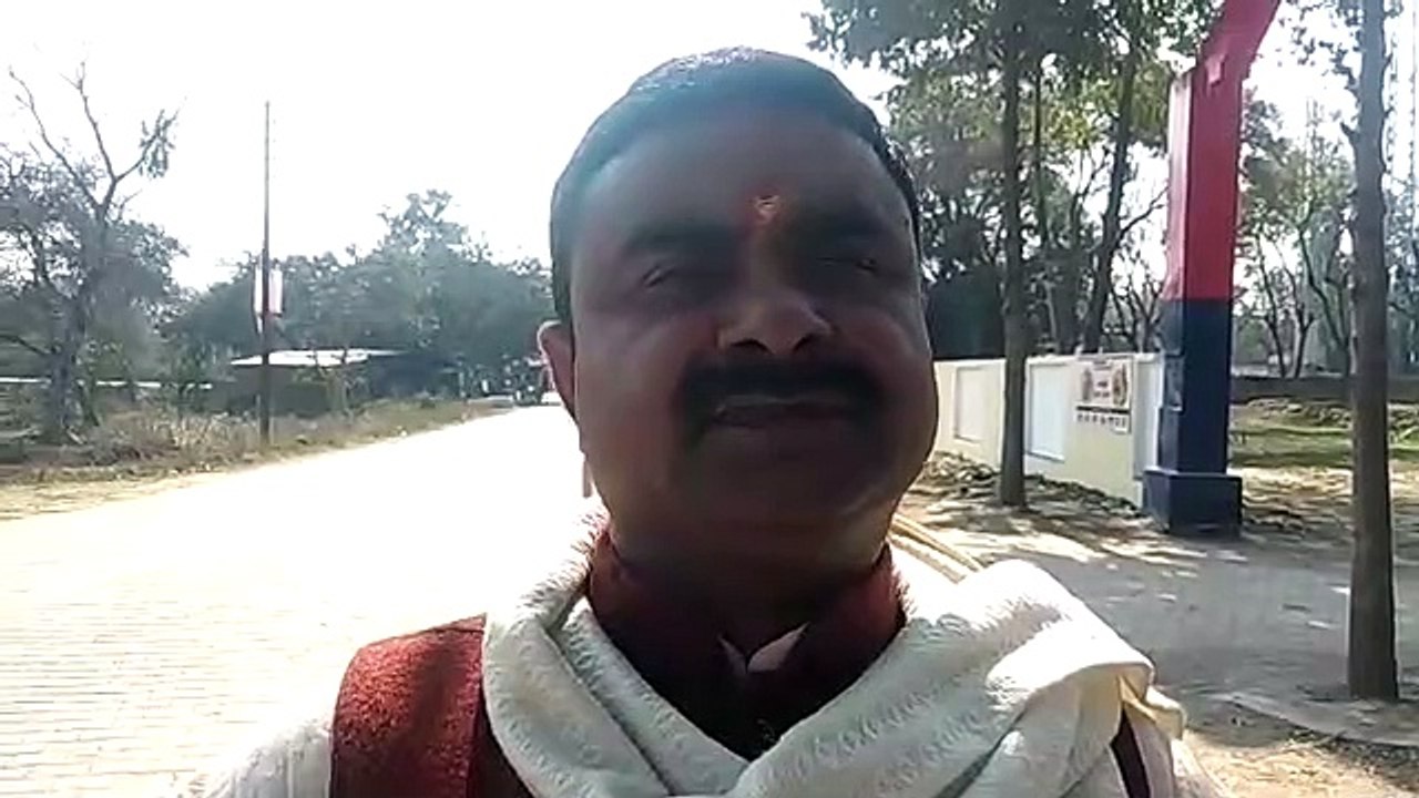 दबंगो ने घर के अन्दर घुसकर दी जान से मारने की धमकी