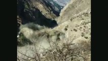 Al menos 12 muertos y 150 desaparecidos tras una avalancha en la India