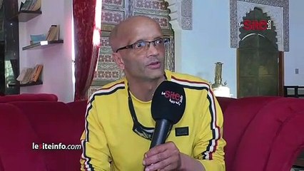 بعد انتشار صورة له فوق العمارية.. جواد السايح يكشف حقيقة زواجه للمرة الثانية