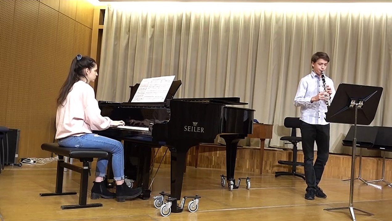 F. A. Hoffmeister Klarinettenkonzert in Es-Dur: 1. Satz