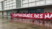 Les supporters du PSG soutiennent le patron de l'OM