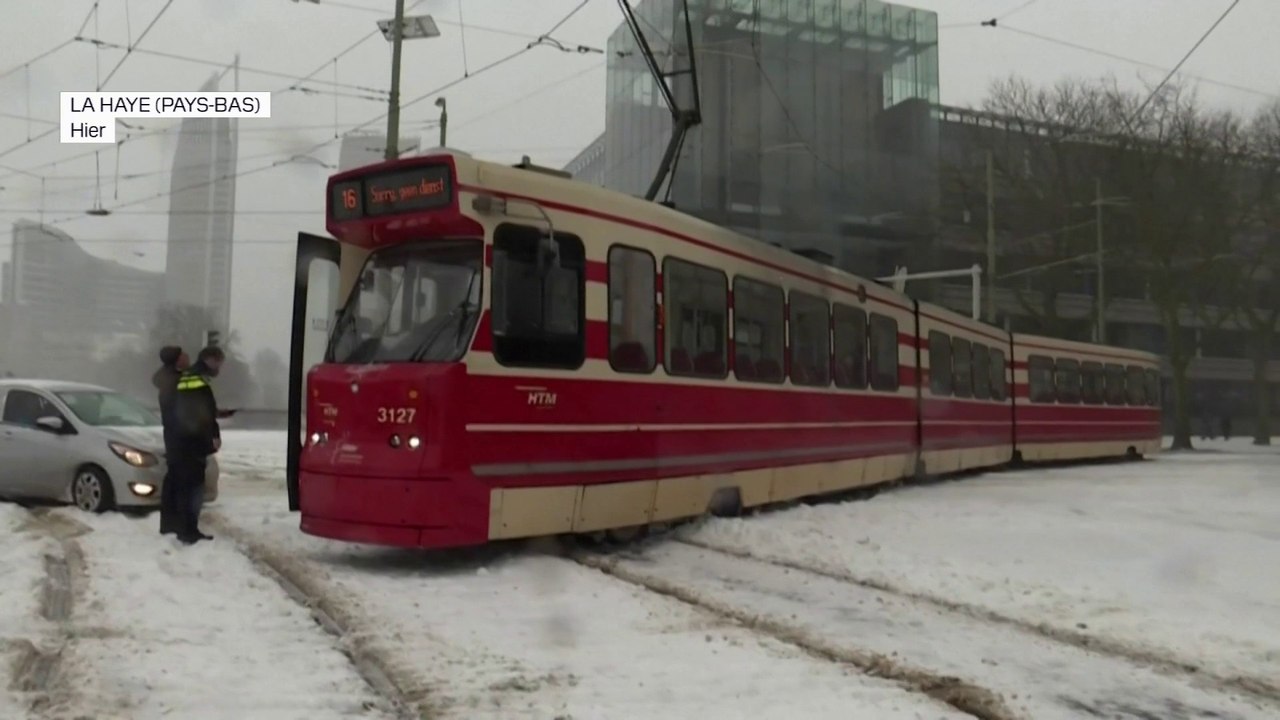 Les Pays-Bas frappés par leur première tempête de neige en dix ans