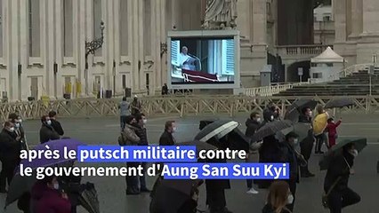 Le pape appelle l'armée birmane à promouvoir une "coexistence démocratique"